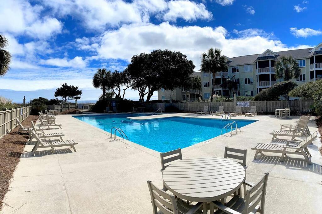 Apartment Port O' Call C302 - Iop Island Retreat! Treetop Oceanview! *